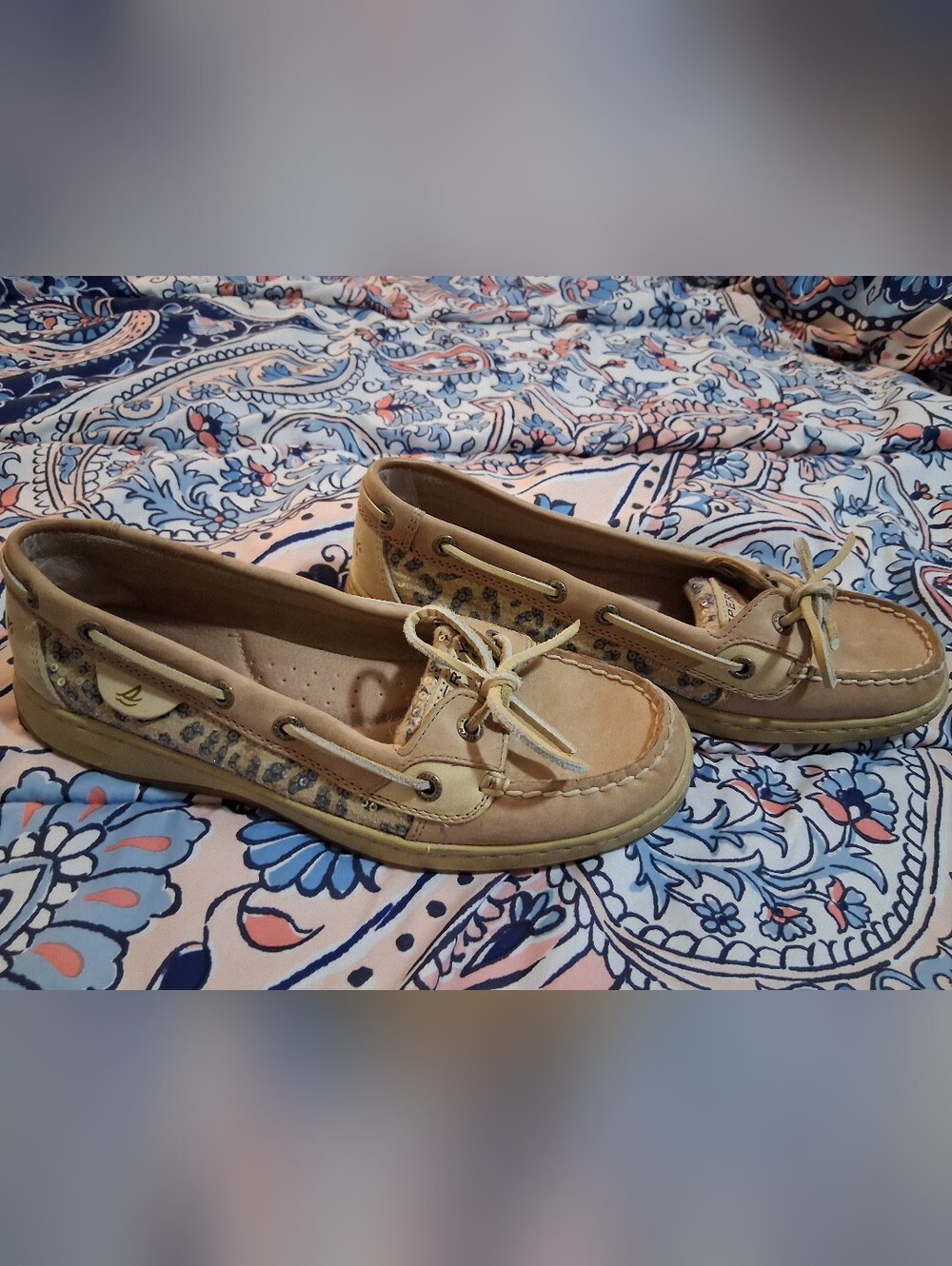 Sperry Size 8.5 Women’s Boat Shoes with Leopard & Sequin Accent